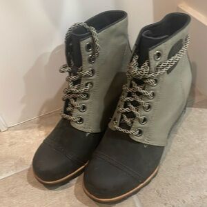 NWOB Sorel PDX Wedge Waterproof Booties Sz-7.5